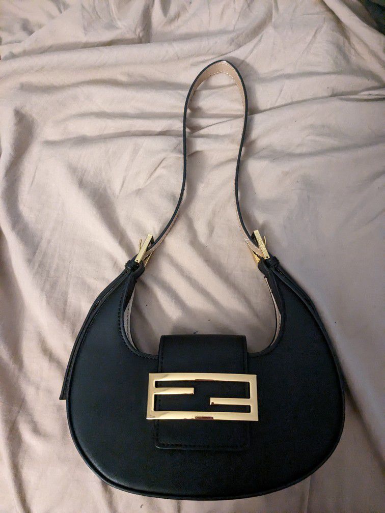 fendi roma black small bag with gold buckle
