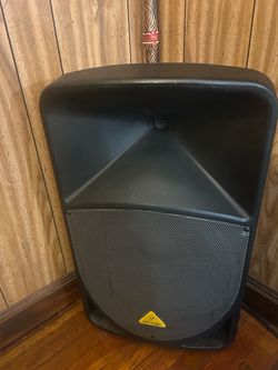 Behringer 15” Powered Speakers  w/ Bluetooth