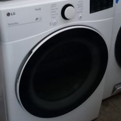 Selling Now. Moving 