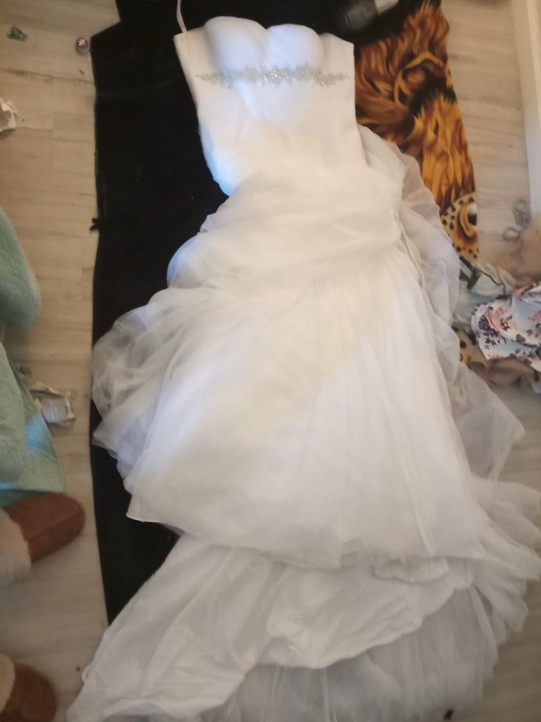 Wedding Dress-Davids Bridal Size 12
