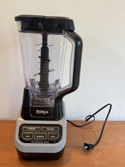 Ninja Professional Countertop Blender