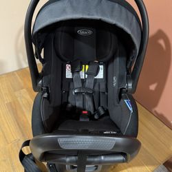 Graco Car seat 