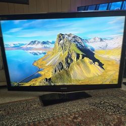Samsung 55"  1080p LCD - $50