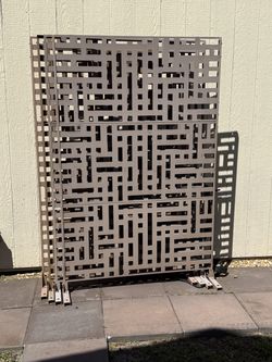 4 Outdoor divider