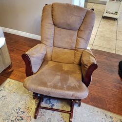 Rocking Chair 