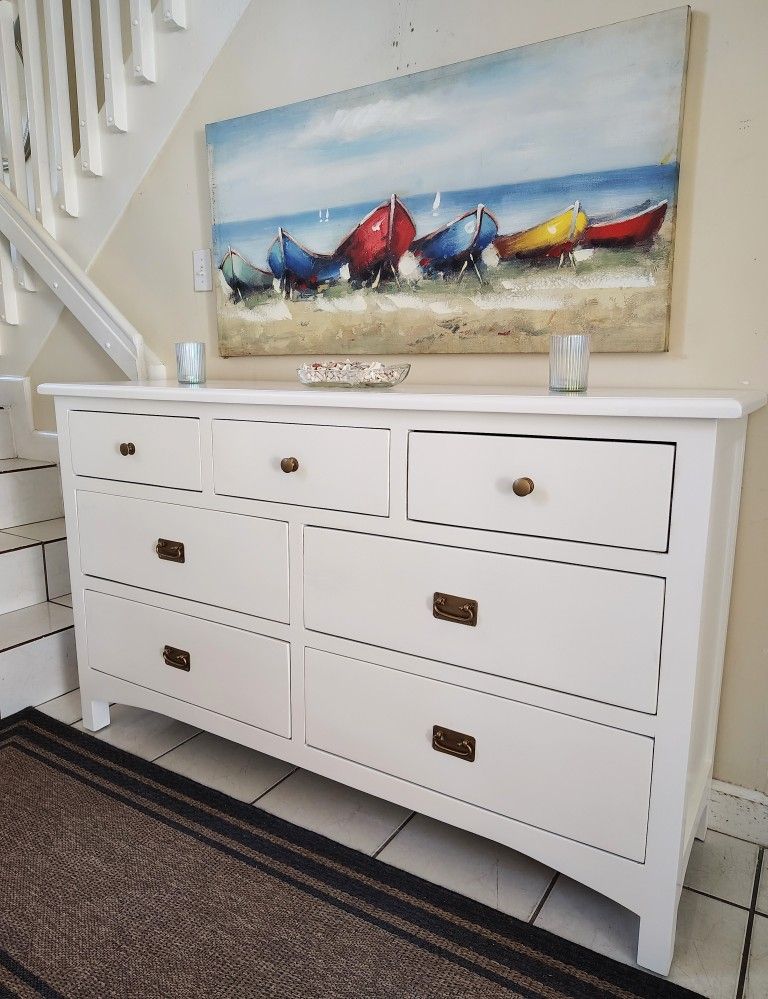 AMERICAN SIGNATURE SOLID WOOD DRESSER DELIVERY AVAILABLE