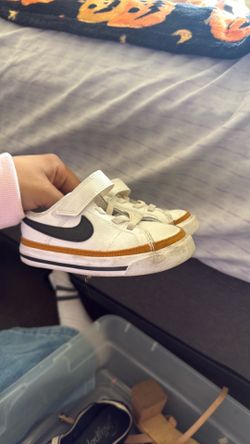 Toddler shoes
