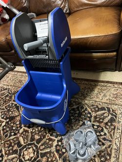 Nuevo….. Ecolab - (contact info removed)7 - Cubo de Trapeador Escurridor de Doble Cámara Azul