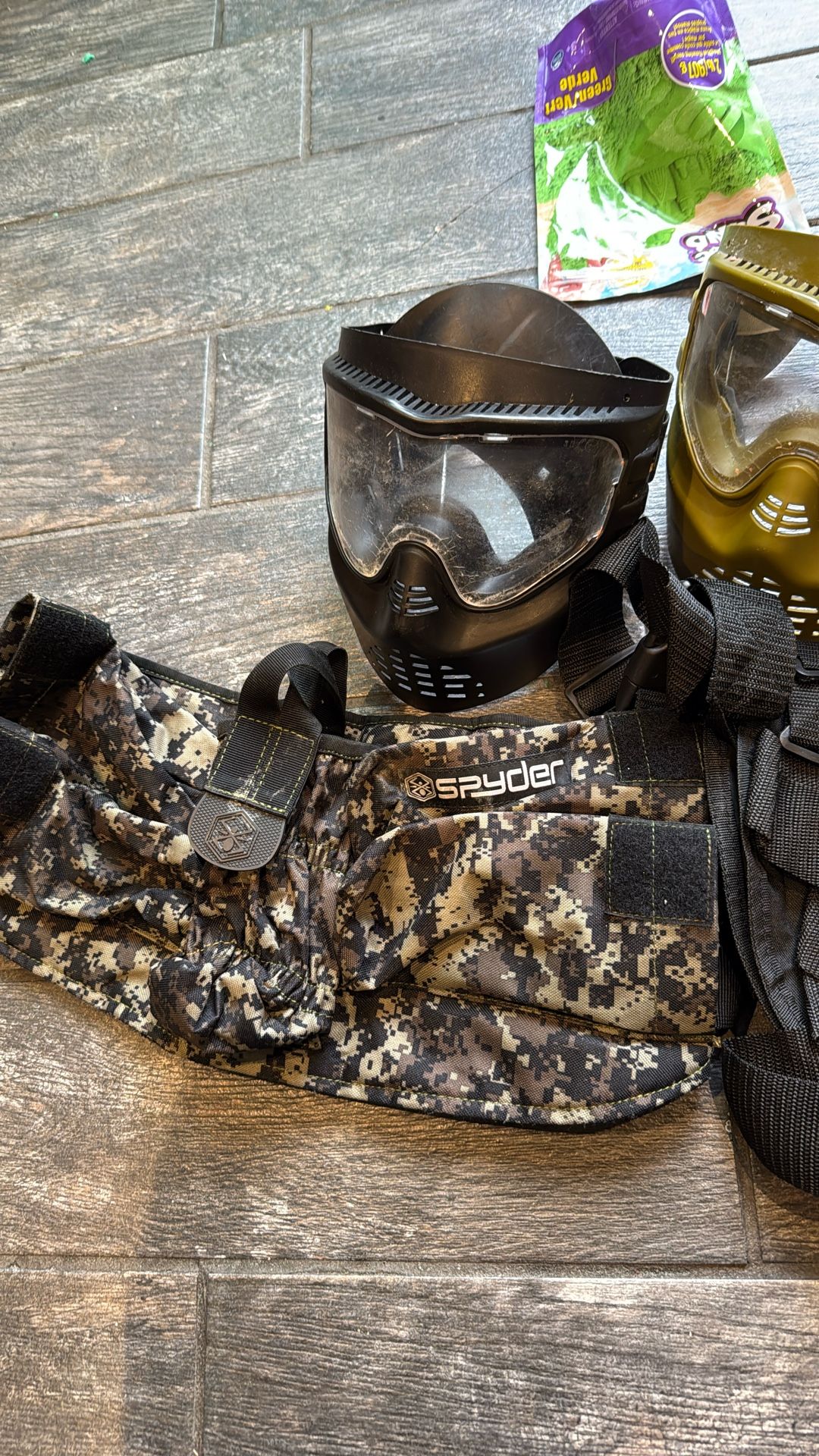 Paint Ball Gear 70