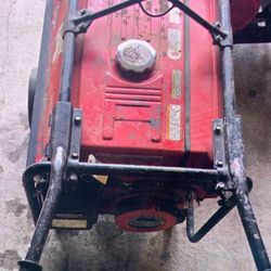 5000 Watt Honda generator