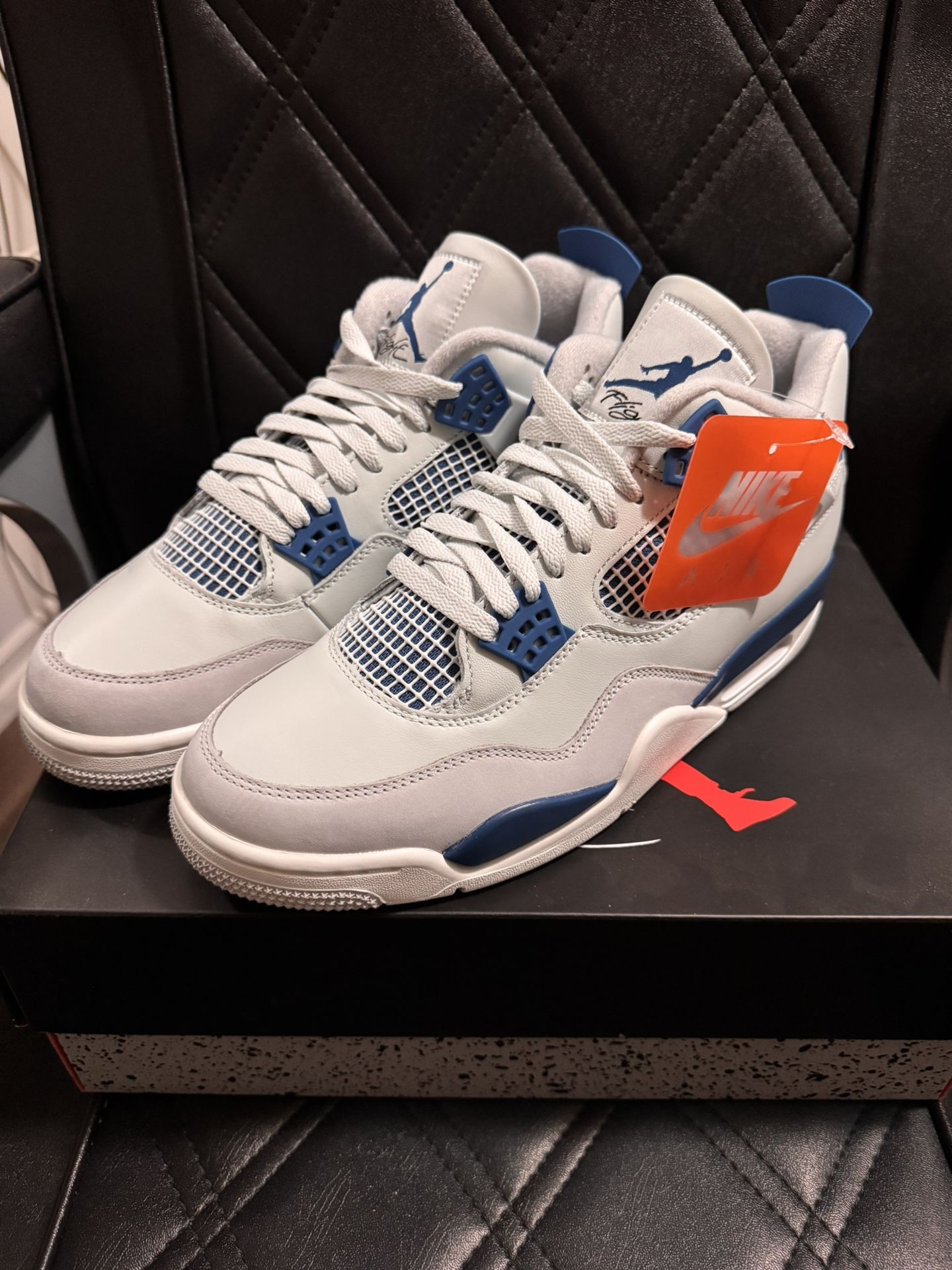 Jordan 4 Military Blue