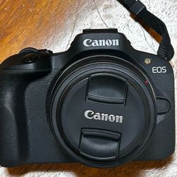 Canon R100