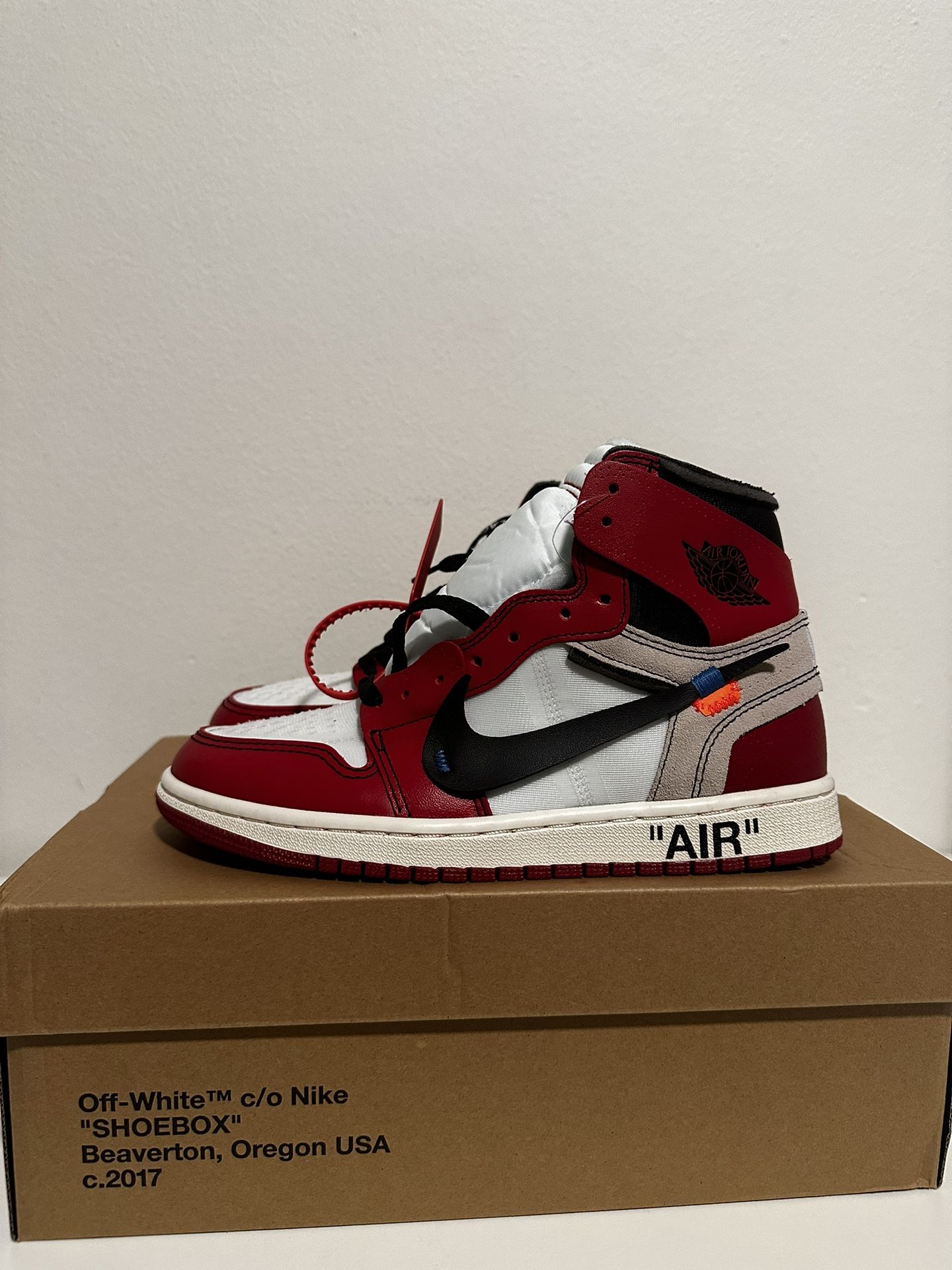 Jordan 1 Off White Chicagos Trades