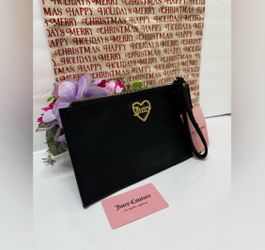 A Little Piece of Heart Black Wristlet, NWT 