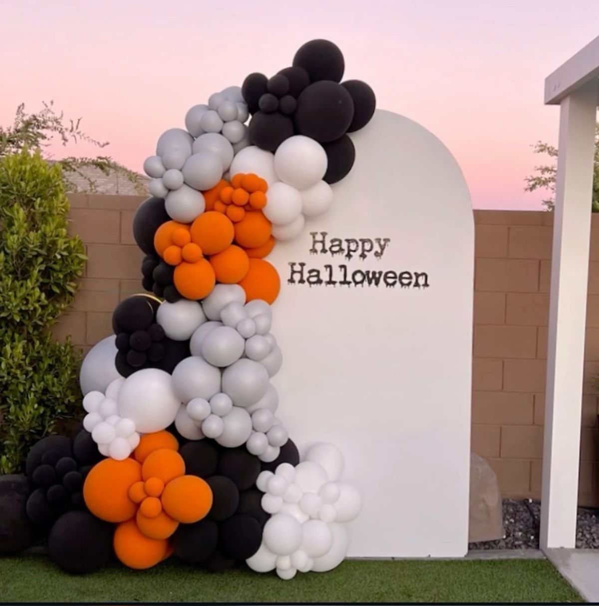 Balloon Garland/ Decoración De Globos