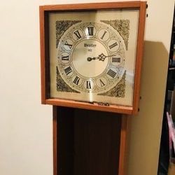 Grandfather clock vintage ‘70’s style Brown Wood w/shelves
