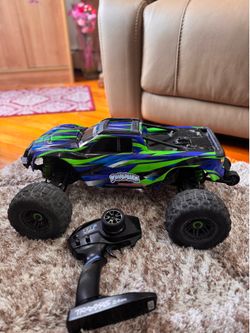 Traxxas Maxx V2