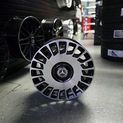 19” Maybach Style Will Fit C Class E Class And S Class 