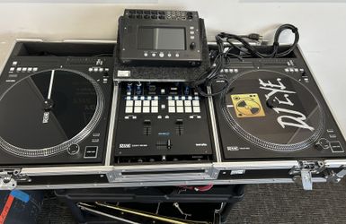 Rane Turntables With Allen And Heath Digital Mixer 