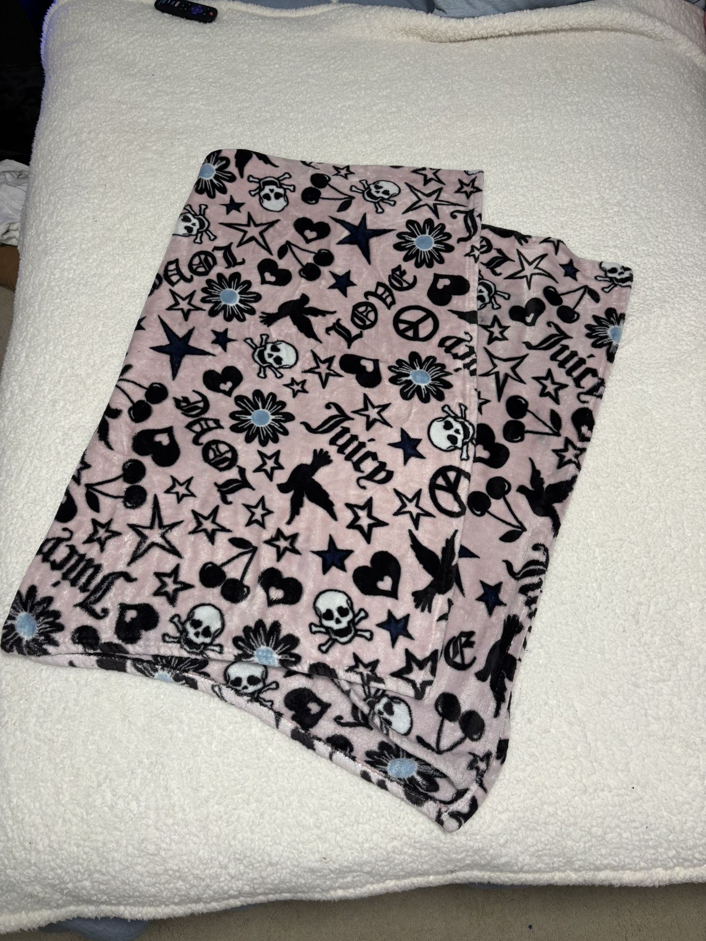 Juicy Couture Pink Skull Love Soft Throw Blanket