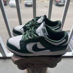Nike Dunk Low ‘ Michigan State ‘