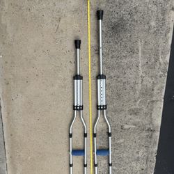 Crutches 