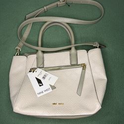 Nine West Allyce satchel handbag in a pink beige.
