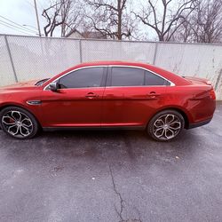 2013 Ford Taurus