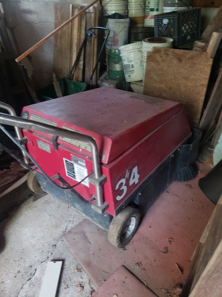 Factory Cat 34 HD Floor Sweeper
