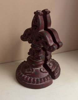 New Pair of Bookends 