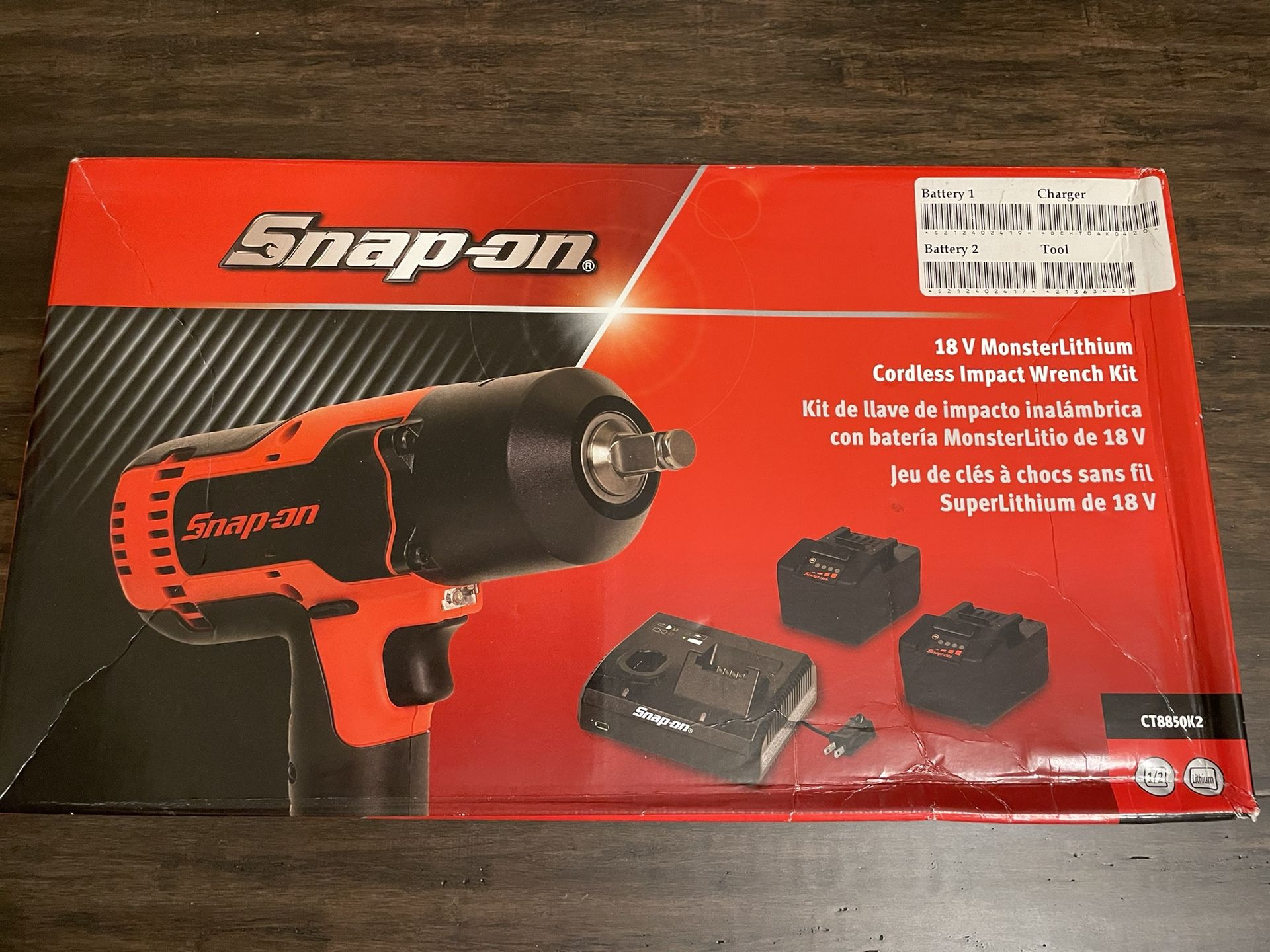 OPEN BOX SNAPON 1/2" Drive MonsterLithium Cordless Impact Wrench Kit 18V (Red)