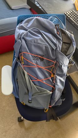 Mountain Hardwear JMT 35L Backpack, Women’s M/L, New, MSRP $180.
