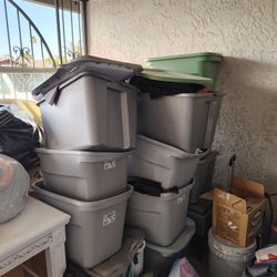 Lots Of Used Clothes