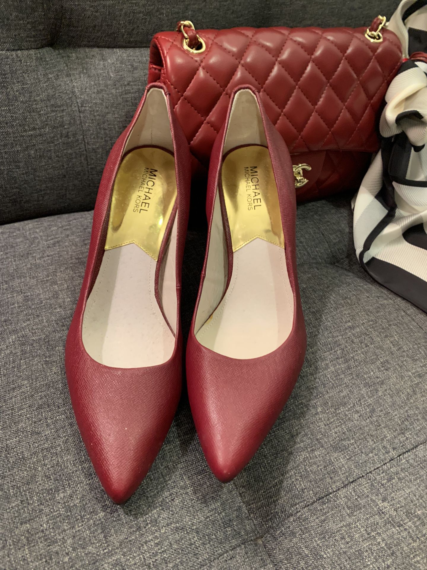 New Michael Kors Women Shoes-Purse/Scarf Not Included 