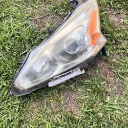 OEM 2015 Nissan Altima Headlights 