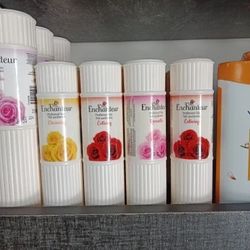 Perfumed body powder