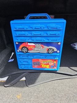 Vintage 1997  HOT WHEELS Rolling Storage Case Holds 100 Cars Tara Toys