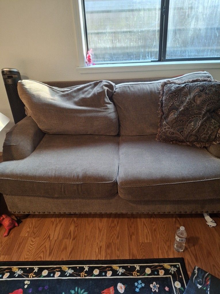 Couch, Used Good Condition