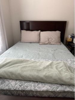 Queen Sized Bedroom Set
