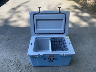 RTIC Hard Cooler Review - Man Makes Fire