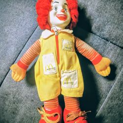 Original Vintage 1976 Ronald McDonald Doll!