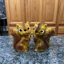 Vintage Squirrels Pair Of Salt And Pepper Shakers.  Preowned 