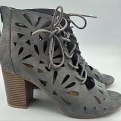New RAMPAGE Vinnie Cutout Lace Up Booties in Gray Vegan Suede Fabric 9.5