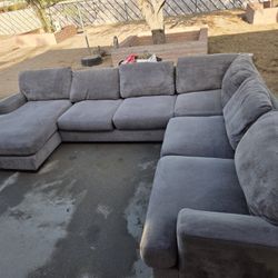 Beautiful Light Grey Sectional 