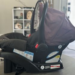 Graco Car seat With Base & Stroller Combo 