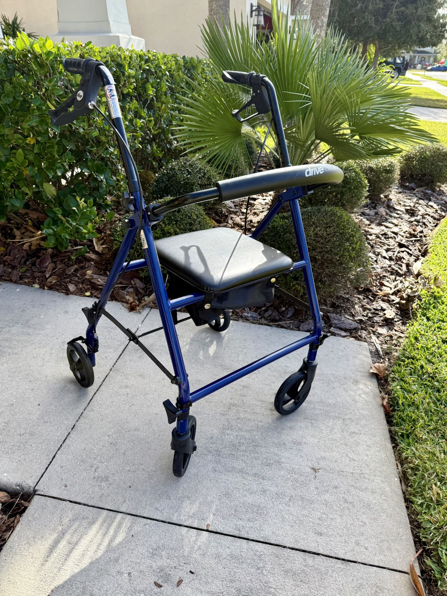 Drive Medical Walker Rollator with 6" Wheels