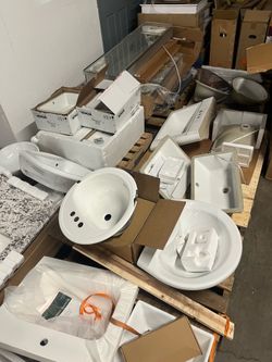 New Bathroom Sinks & Fixtures Lot