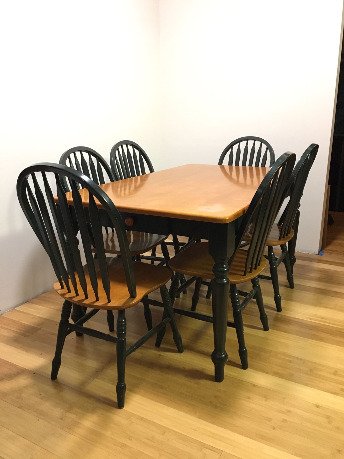 Kitchen Table with drawer and chairs