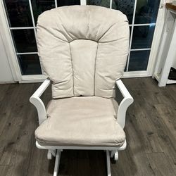 Wooden Rocking Chair