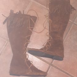 VINTAGE KNEE-HIGH SUEDE FRINGE BOOTS